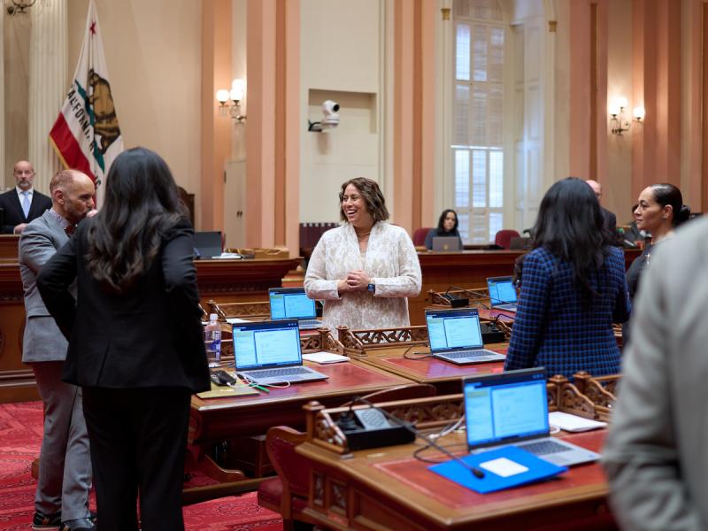 Menjivar first floor session 2026